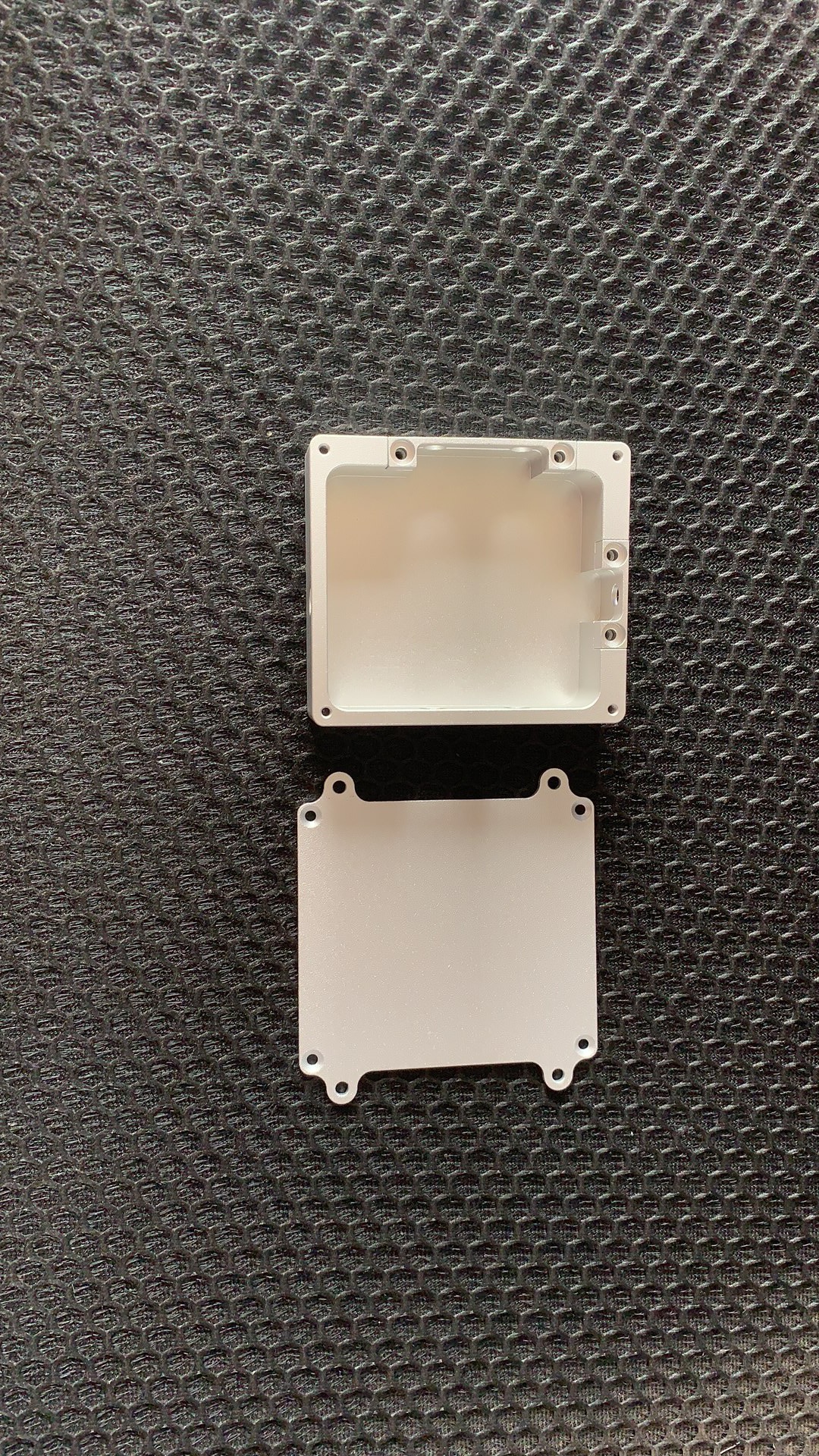 custom- made aluminum 6061 CNC machined parts assembly components